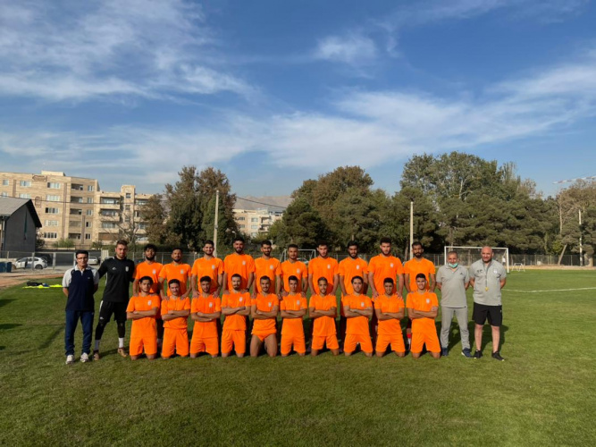 برتری تیم منتخب دانشجویان برابر تیم استقلال