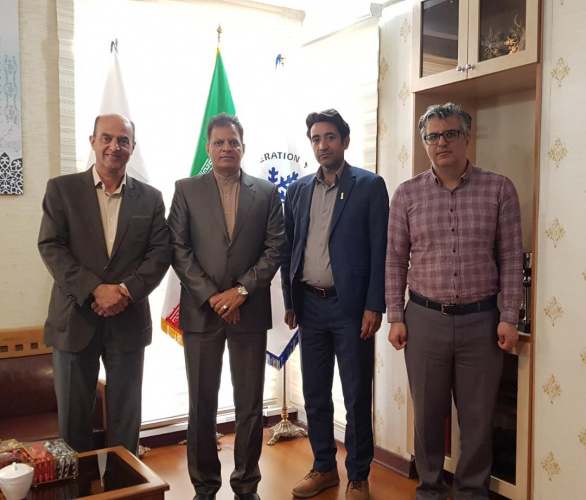 دیدار سرپرست اداره کل تربیت بدنی دانشگاه با رییس فدراسیون اسکی دکتر نظریان