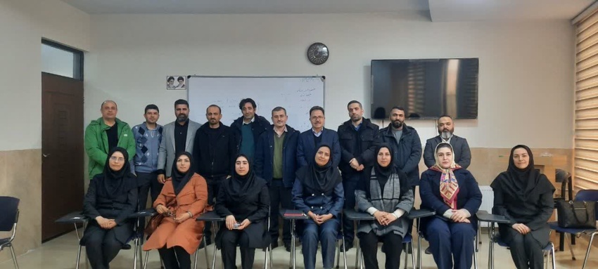 نشست صمیمی با مدیران و دبیران انجمن های علمی و ورزشی و دبیر کانون‌های فرهنگی و مشاور مرکز شرکت تعاونی روستایی شباهنگ شهریار